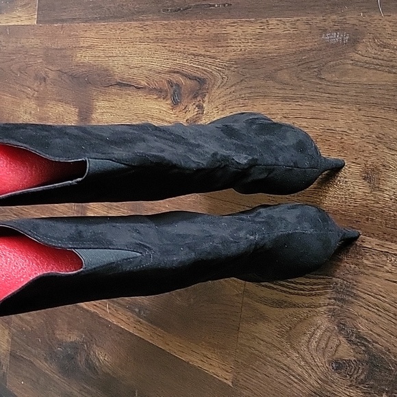 NIB NINE WEST Black Buyah Pointed Toe Kitten Heel Dress Heeled Boots, Wide 10 - Picture 3 of 8